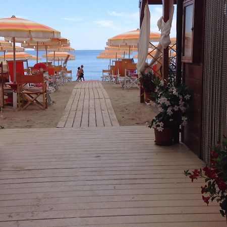 Hotel Lido Follonica Exteriér fotografie